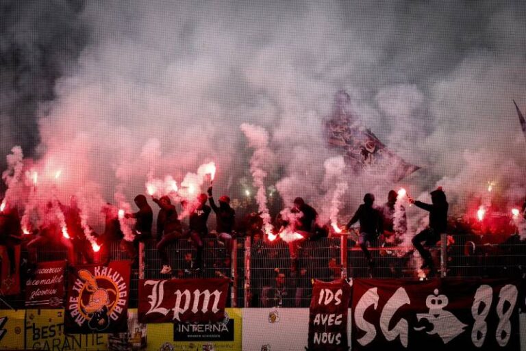 Hooligan Là Gì? Tìm Hiểu Về Bạo Lực Trong Bóng Đá 48 Hooligan La Gi Tim Hieu Ve Bao Luc Trong Bong Da